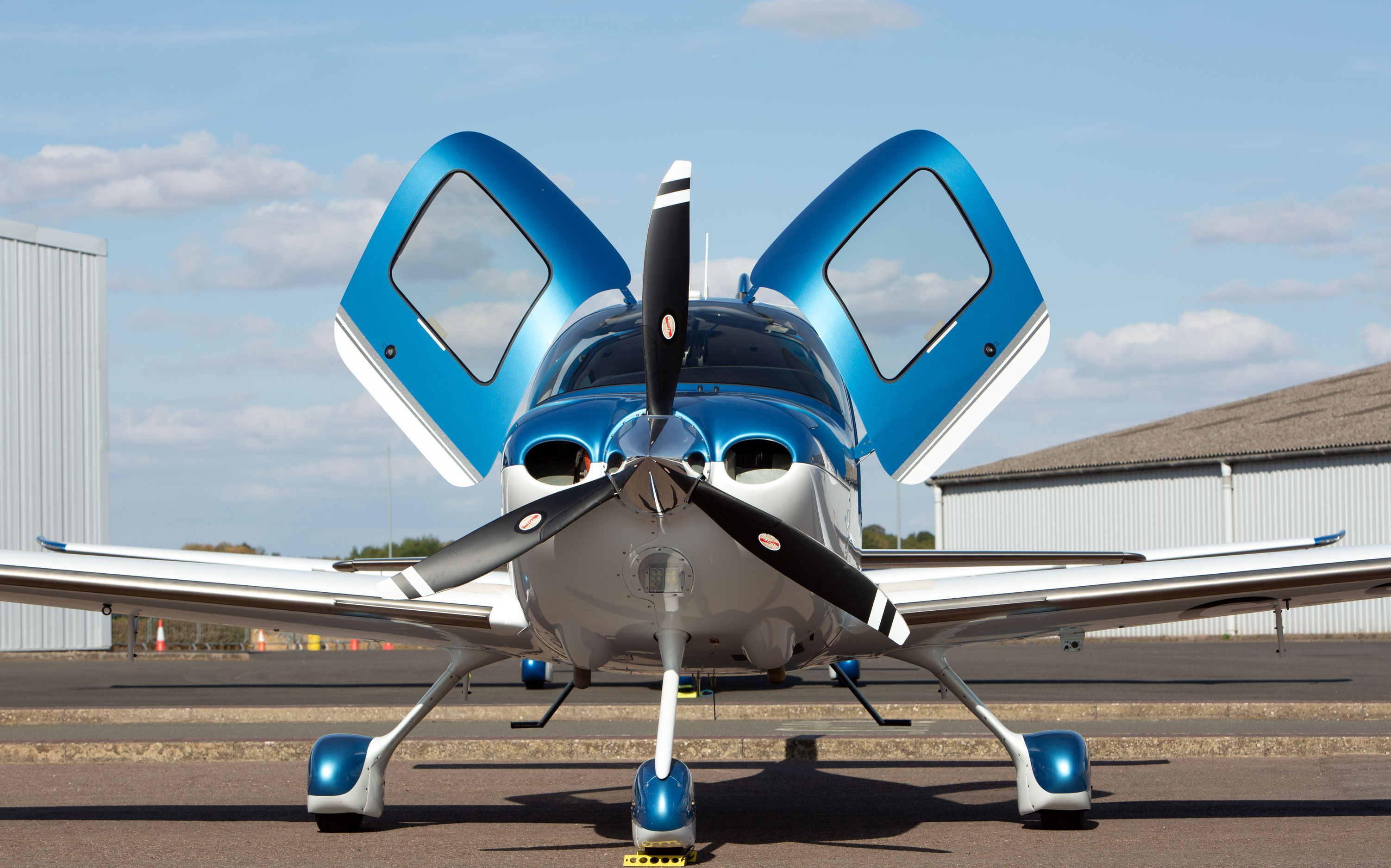 2012 Cirrus SR22 G3 GTS FIKI, photo 6