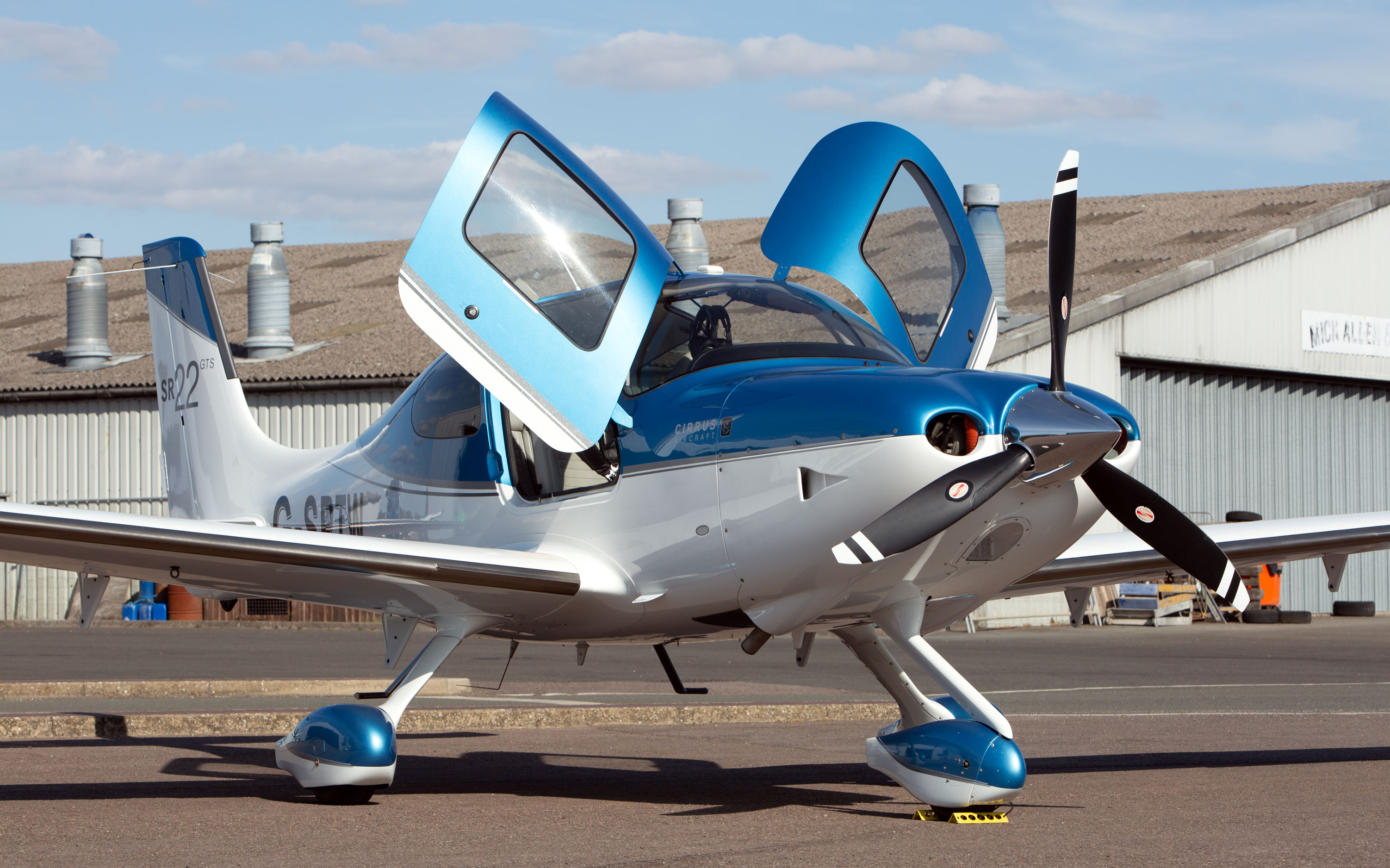 2012 Cirrus SR22 G3 GTS FIKI, photo 2