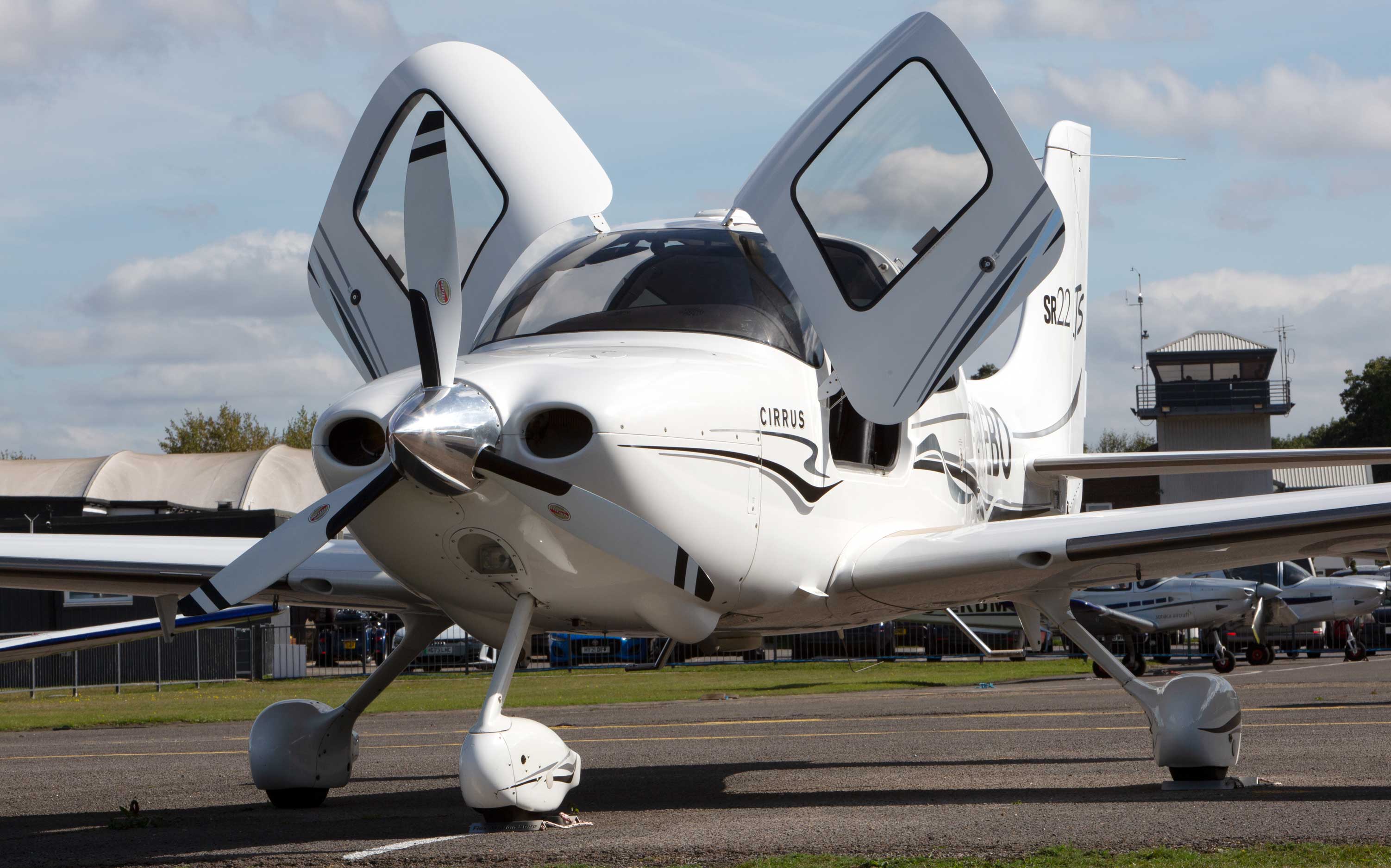 2006 Cirrus SR22 G2 GTS, photo 6