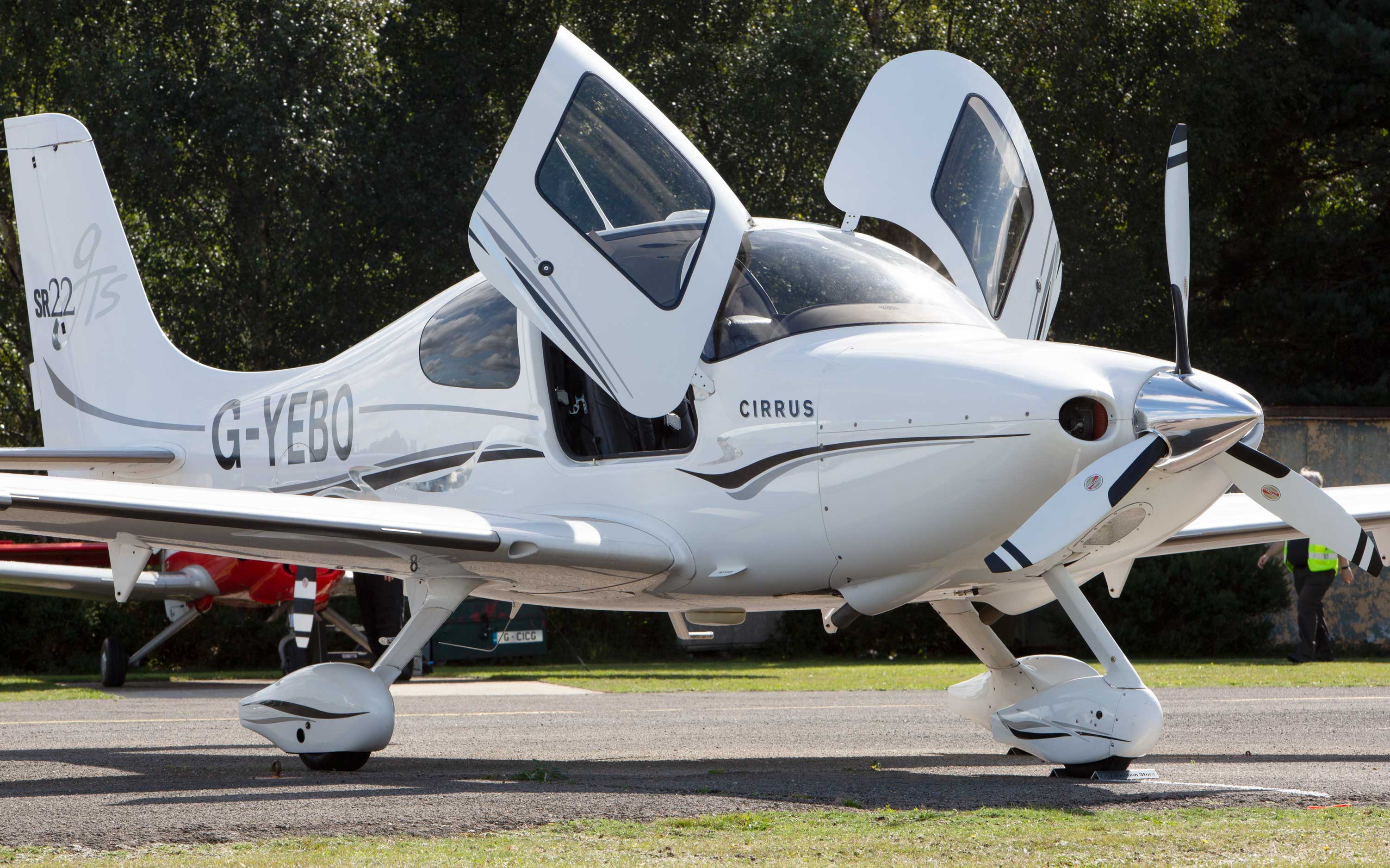 2006 Cirrus SR22 G2 GTS, photo 8