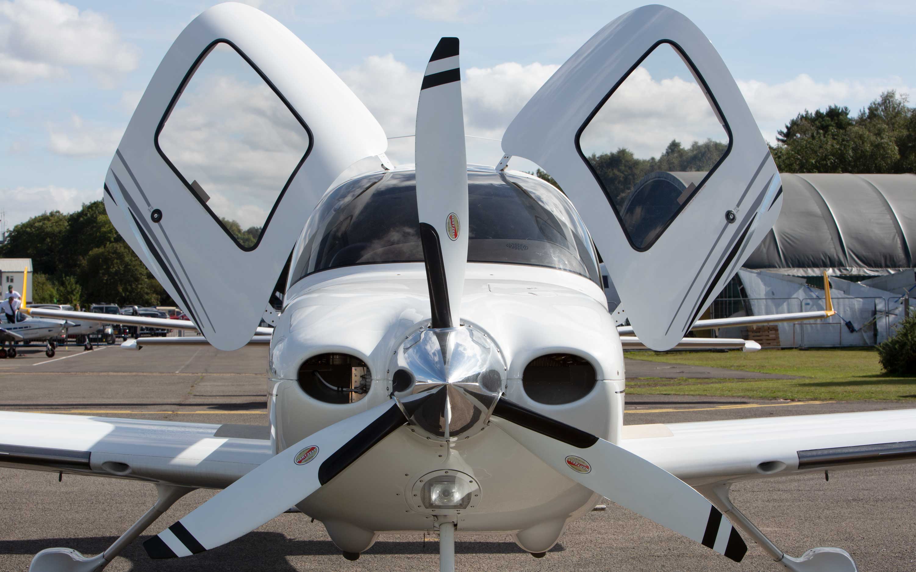 2006 Cirrus SR22 G2 GTS, photo 13