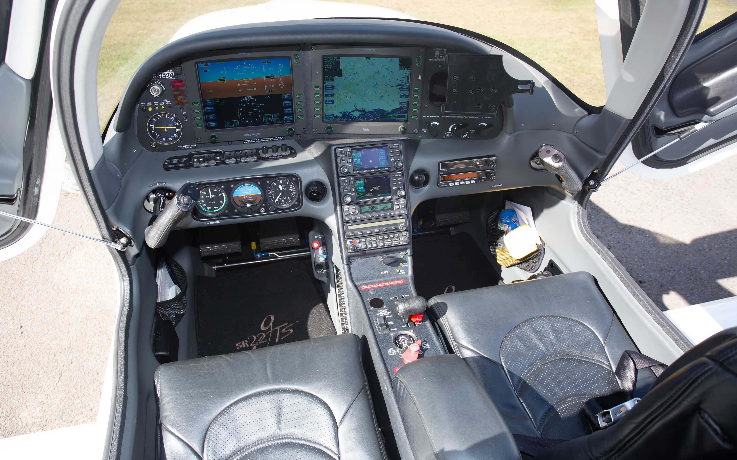 2006 Cirrus SR22 G2 GTS, photo 23